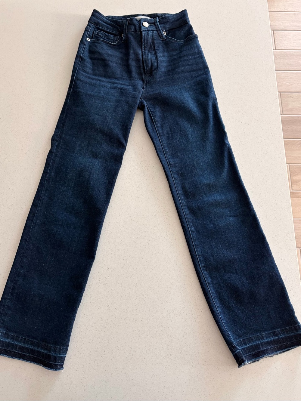 Good American Dark Indigo Straight-Leg Jeans